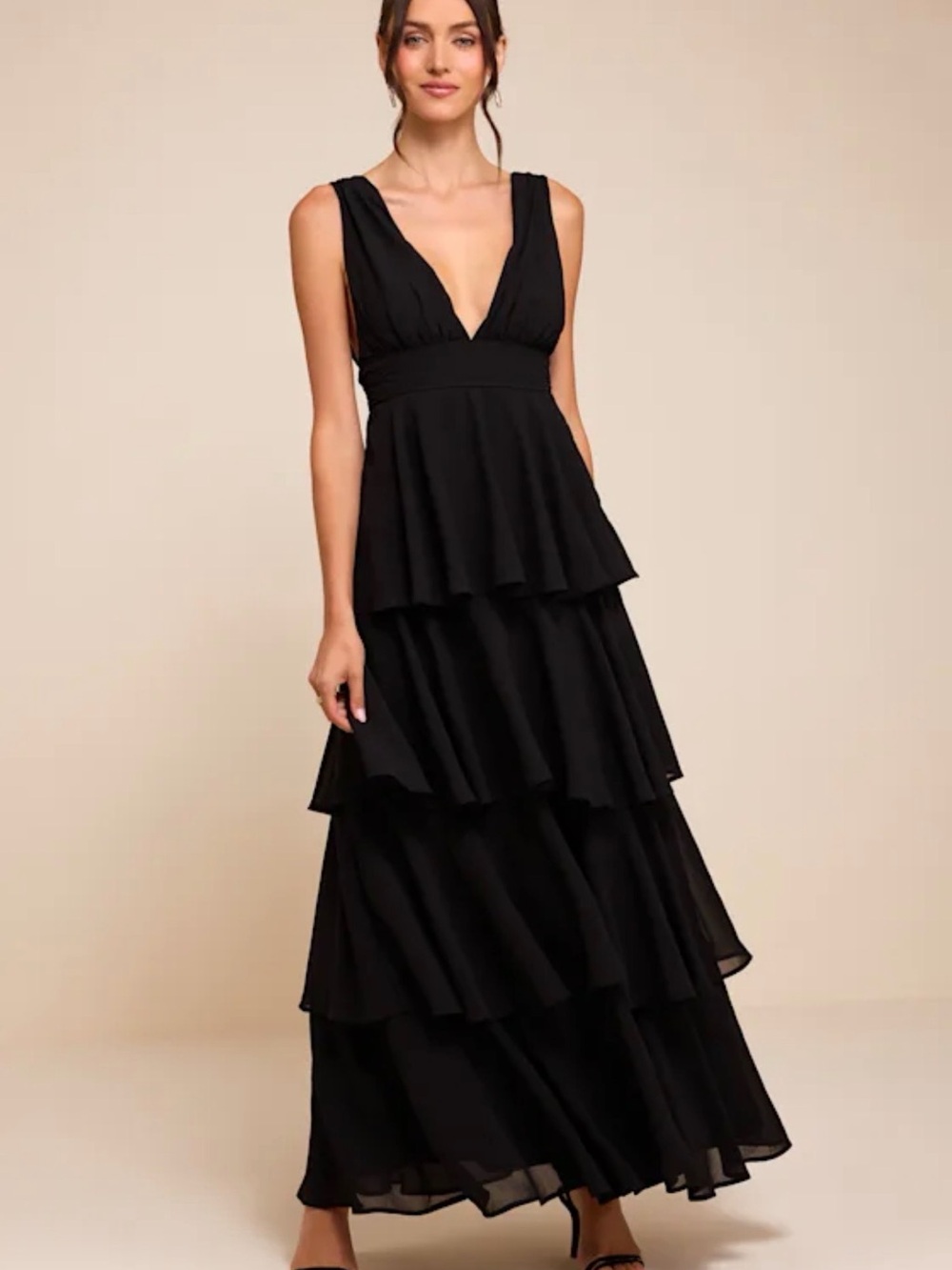 Lulus Amazing Evening Black Tiered Maxi Dress Elegant V-Neck evening size xsmall